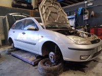 FORD FOCUS BERLINA (CAK)
