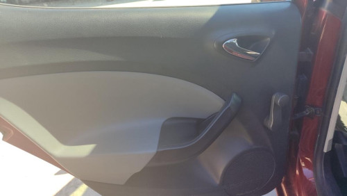 SEAT IBIZA BERLINA (6J5) 
