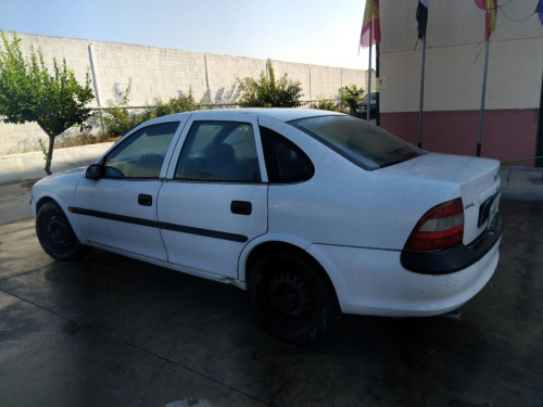 Opel Vectra B Caravan (1996->) — автомобиль-донор на запчасти 