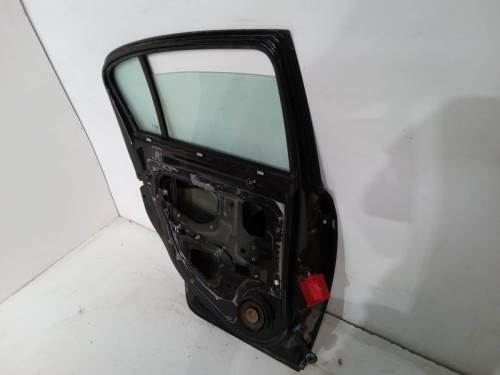 PUERTA TRASERA IZQUIERDA Opel CORSA D 