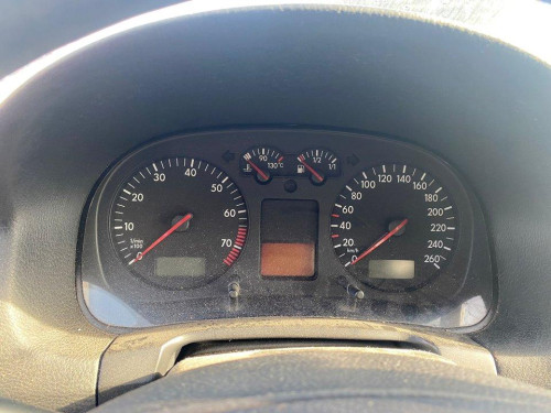VOLKSWAGEN GOLF IV VARIANT (1J5)(05.1999) — vehículo donante para recambios 