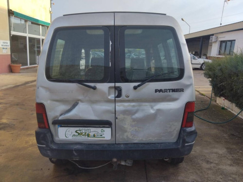 Peugeot Partner (S1)(07.1996->12.2003) — vehículo donante para recambios 