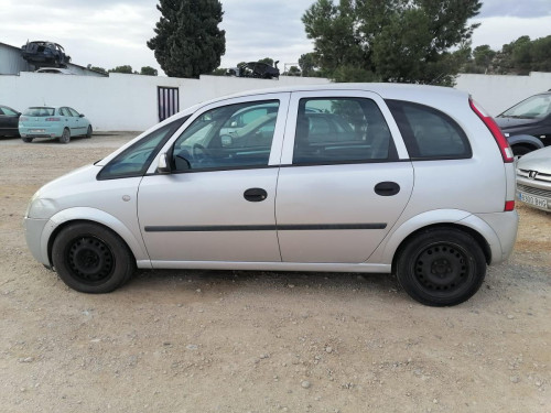 OPEL MERIVA — vehículo donante para recambios 