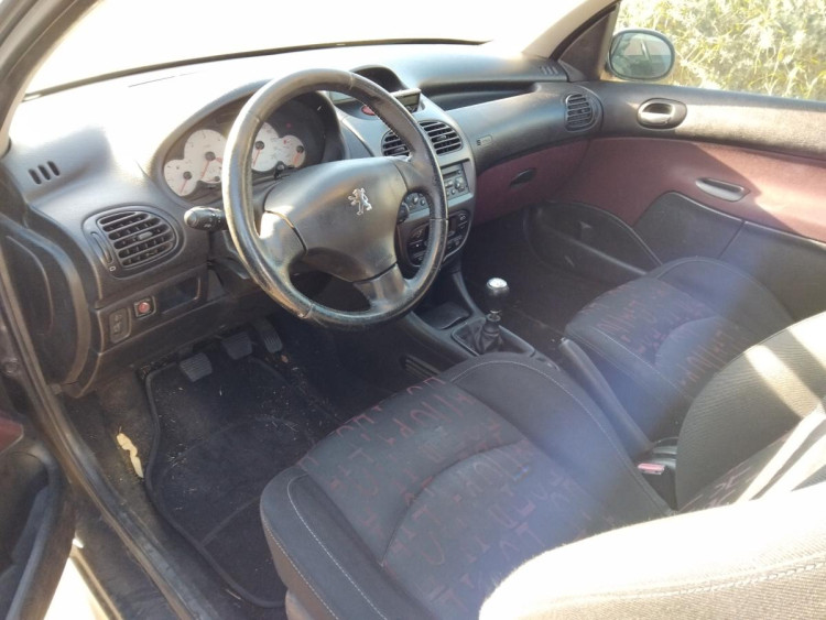 Peugeot 206 (1998->) SIN IDENTIFICAR