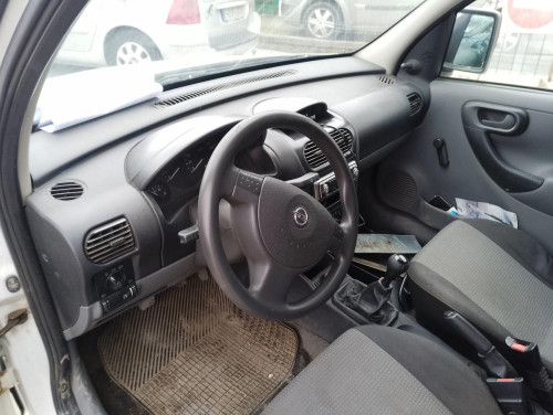 OPEL COMBO (CORSA C) — vehículo donante para recambios 