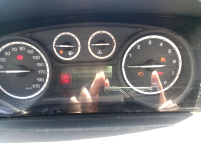 LANCIA YPSILON (402)