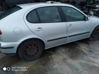 SEAT LEON (1M1)