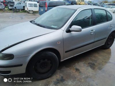 SEAT LEON (1M1)