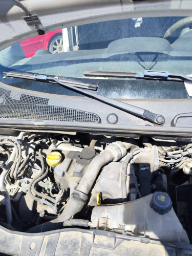 BRAZO LIMPIA DELANTERO DERECHO Renault KANGOO II (F/KW0) 