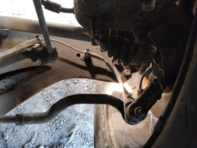 BRAZO SUSPENSION DELANTERO DERECHO