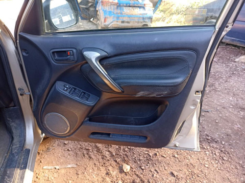 TOYOTA RAV4 (A2) — автомобиль-донор на запчасти 