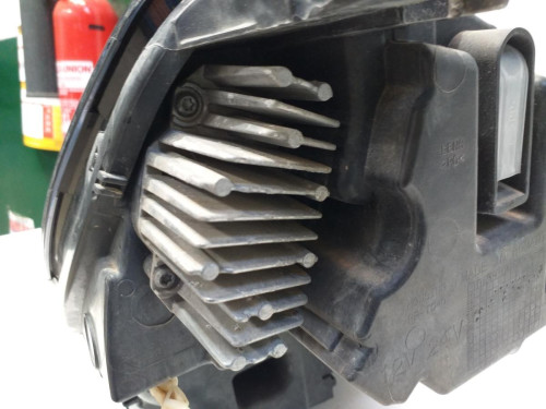  FARO IZQUIERDO, FORD, PUMA 