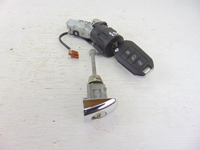 ANTIRROBO / LLAVE CONTACTO, PEUGEOT, 208