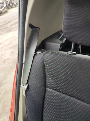 CINTURON SEGURIDAD TRASERO DERECHO
