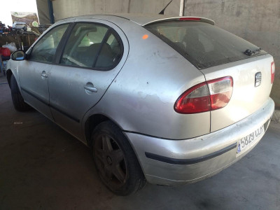 SEAT LEON (1M1)