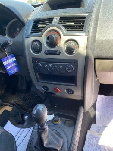  RENAULT MEGANE II BERLINA 3P 