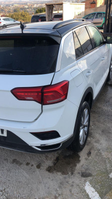 VOLKSWAGEN T-ROC (A11)