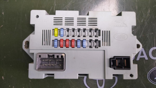 CAJA RELES / FUSIBLES Land Rover RANGE ROVER EVOQUE 