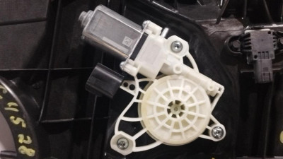 ELEVALUNAS DELANTERO DERECHO, FORD, FIESTA (CE1)