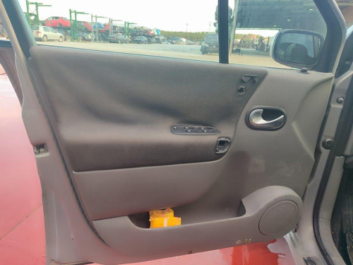  RENAULT SCENIC II (JM) 