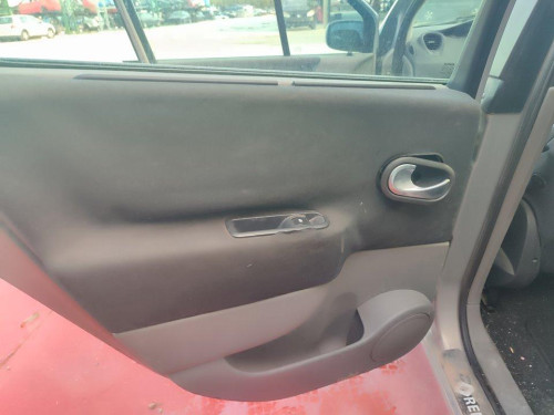  RENAULT SCENIC II (JM) 
