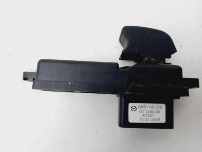 MANDO ELEVALUNAS TRASERO IZQUIERDO, Mazda, 2 BERLINA (DE)