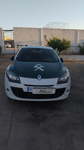 Renault Megane III Berlina 5P (2008->) Expression — автомобиль-донор на запчасти 