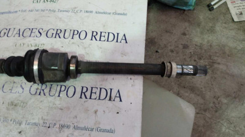  TRANSMISION DELANTERA DERECHA 