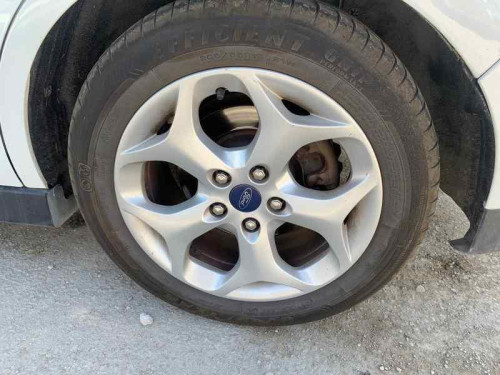 FORD C-MAX (CB7) — vehículo donante para recambios 
