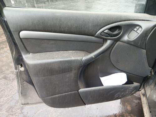 FORD FOCUS BERLINA (CAK) — автомобиль-донор на запчасти 