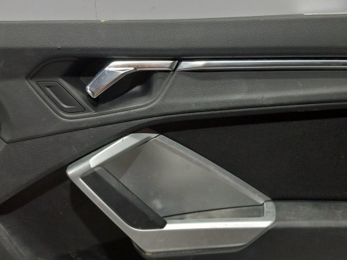 GUARNECIDO PUERTA DELANTERA DERECHA Audi Q3 SPORTBACK (F3N) 