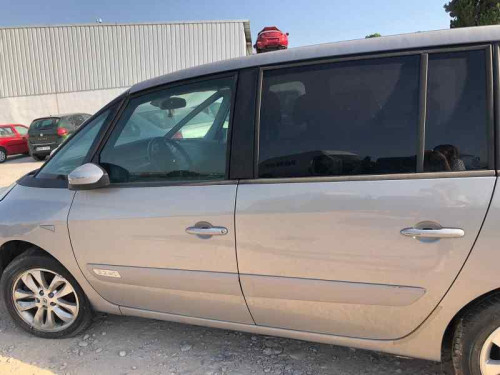 RENAULT ESPACE IV (JK0) — vehículo donante para recambios 