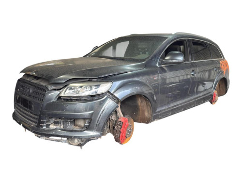 AUDI Q7 (4L) — автомобиль-донор на запчасти 