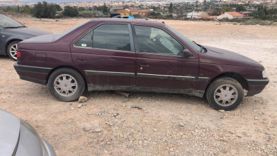 PEUGEOT 405 BERLINA