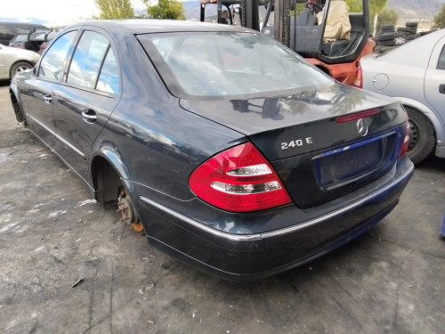  MERCEDES-BENZ CLASE E (BM 211) BERLINA 