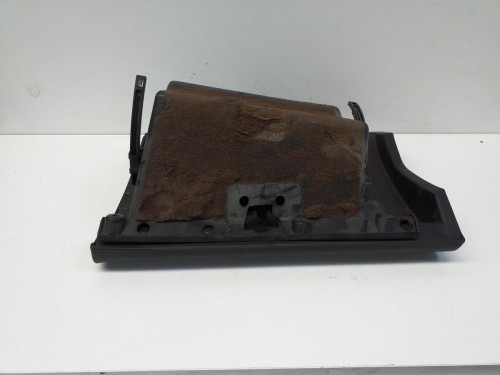  GUANTERA, LANCIA, YPSILON (101) 