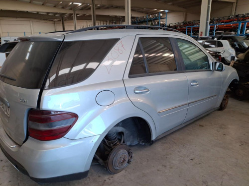 MERCEDES-BENZ CLASE ML (BM 164) — автомобиль-донор на запчасти 