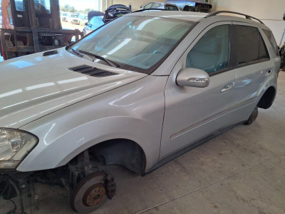 MERCEDES-BENZ CLASE ML (BM 164)