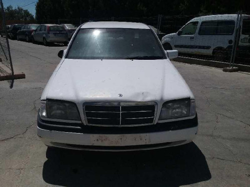 MERCEDES-BENZ CLASE C (BM 202) BERLINA 