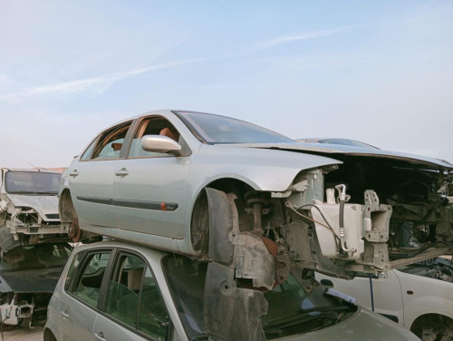  RENAULT LAGUNA II (BG0) 