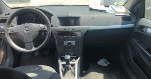 OPEL ASTRA H BERLINA — автомобиль-донор на запчасти 