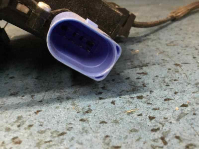 CERRADURA PUERTA DELANTERA IZQUIERDA