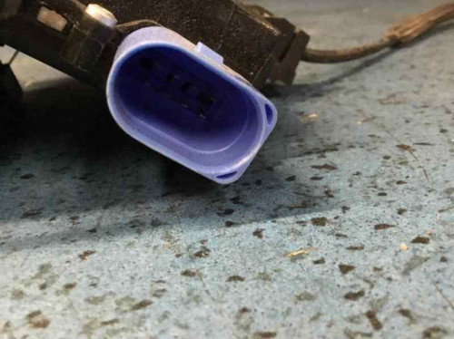 CERRADURA PUERTA DELANTERA IZQUIERDA 