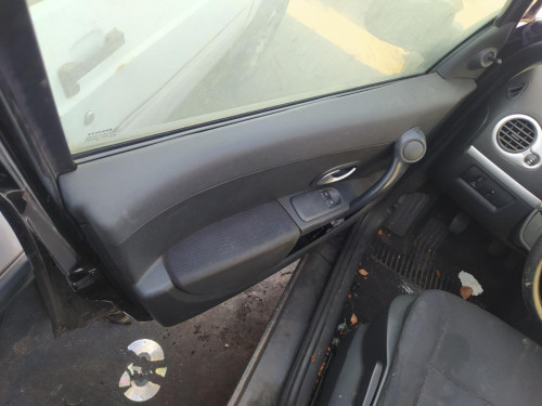  ELEVALUNAS DELANTERO IZQUIERDO Renault CLIO III 