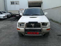 NISSAN TERRANO II (R20)