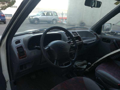 NISSAN TERRANO II (R20)
