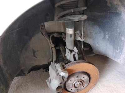 AMORTIGUADOR DELANTERO IZQUIERDO