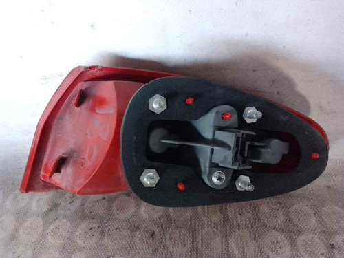 PILOTO TRASERO IZQUIERDO ALFA ROMEO 147 (190) 
