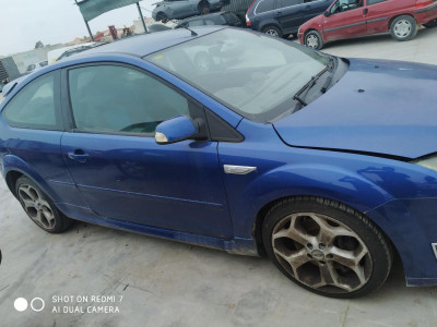 FORD FOCUS BERLINA (CB4)