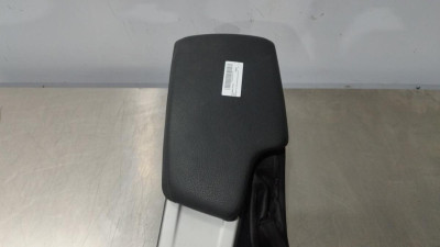 APOYABRAZOS CENTRAL, BMW, SERIE 3 BERLINA (F30)